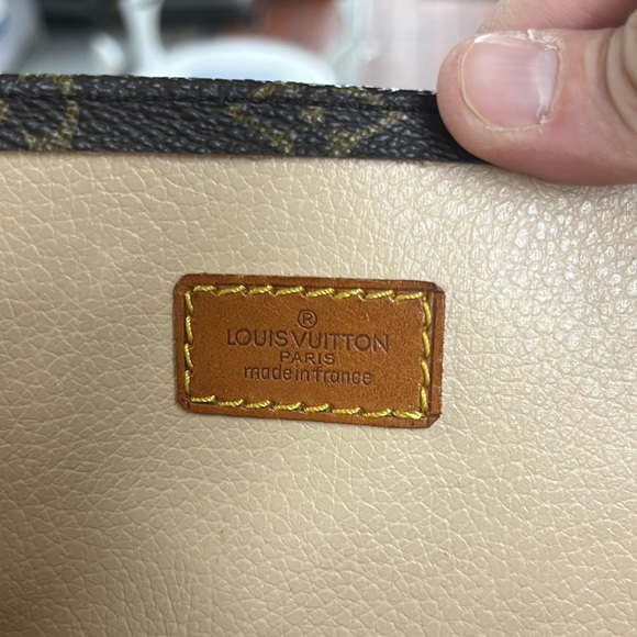 Louis Vuitton sac plat - Picture 10 of 15